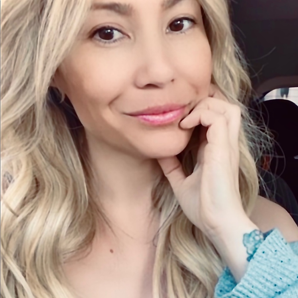 ❤ Posher Amanda a YouTube Beauty Guru & Blogger ❤